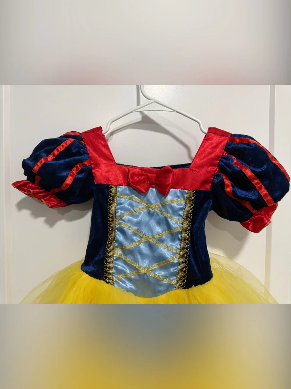 What A Character Snow White dress